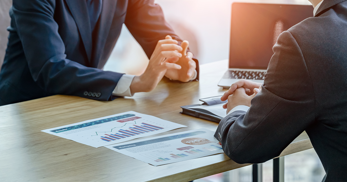 ソリューション営業とは?必要とされるスキルや実践プロセスを解説